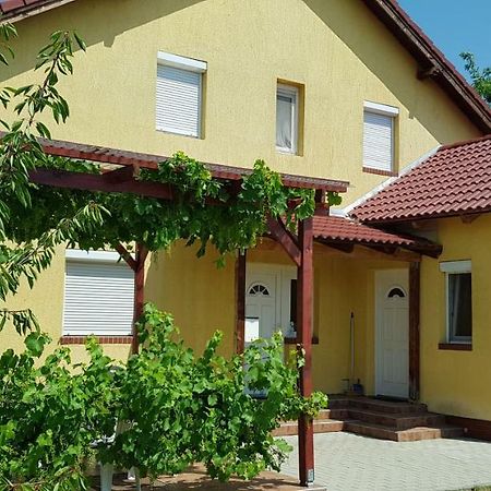 Pataki House Apartment Morahalom Exterior photo
